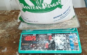 Dinilai Kualitasnya Jelek, Bansos Beras 10 kg CPP Ditolak Desa Sukakerta