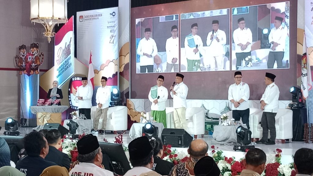 Debat Publik Kedua, Nyaris Tanpa Debat. Jagokan Rencana Program Unggulan