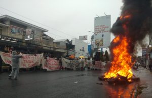 KPU Tetapkan Perolehan Suara Pilkada 2024. Aksi Demo Sempat Warnai Rapat Pleno Rekapitulasi