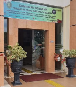 Hakim Pengadilan Agama Marah dan Mengusir Pengunjung