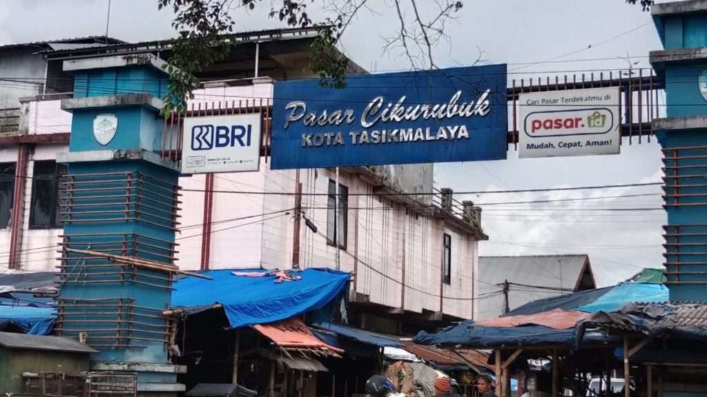 Tolak Kenaikan Tarif Retribusi, Pedagang Pasar Tuntut Perbaikan Pelayanan