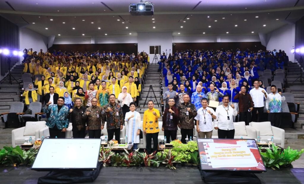 OJK Ajak Mahasiswa Pahami Tata Kelola dan Nilai Integritas Keuangan dan Potensi Fraud Akibat Serangan Cyber