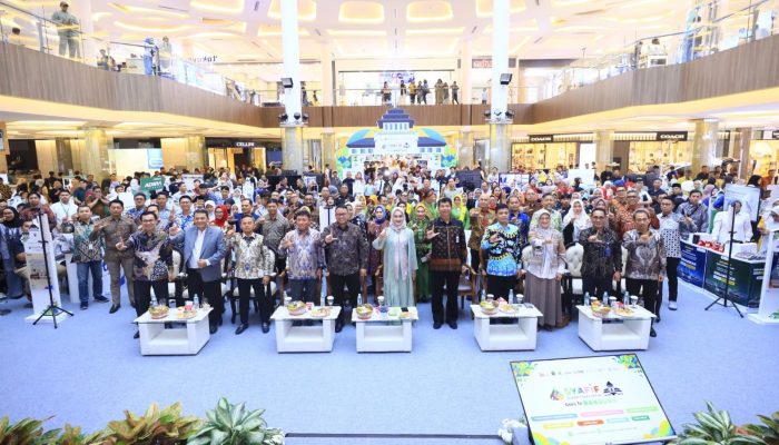 OJK Masif Edukasi Finansial Syariah, Literasi Masyarakat Capai 43 Persen