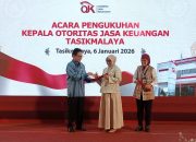 Kukuhkan Nofa Hermawati Sebagai Kepala OJK Tasikmalaya. Wujudkan Daya Saing Sektor Jasa Keuangan, Dorong Kualitas Pertumbuhan Ekonomi