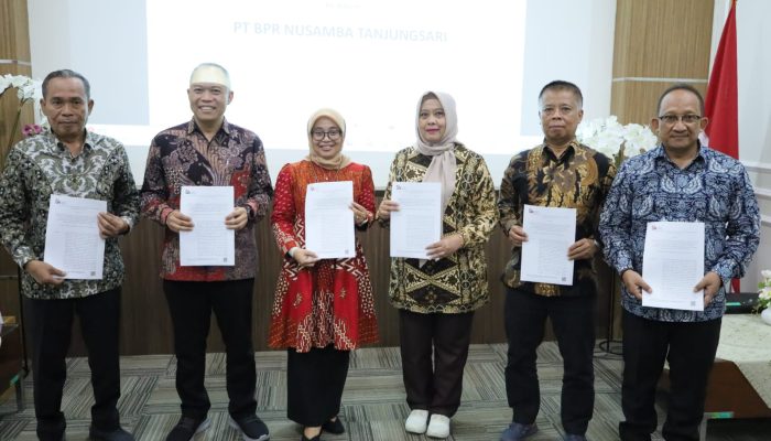 Empat BPR Priangan Timur Melebur Menjadi Satu Entitas Industri Perbankan