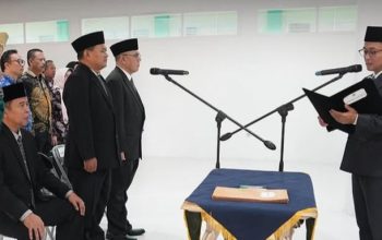 Bupati Tasikmalaya Lantik Dewan Pengawas RSUD KHZ Musthafa, Optimalkan Tata Kelola dan Mutu Layanan
