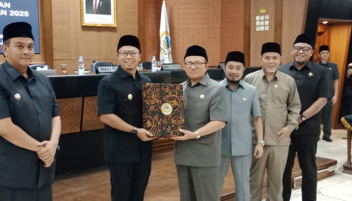 Walikota Tasikmalaya Ajukan KUA-PPAS 2027, DPRD Segera Bahas APBD Rp1,48 Triliun